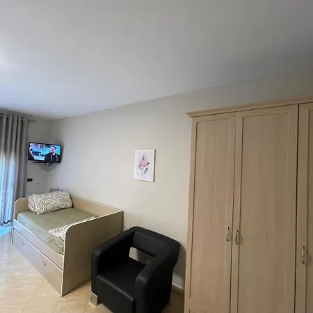Nexttoseagolem * Golem (Tirana)
